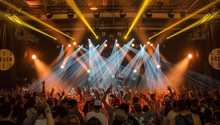 BB Event Agency als Podiumbouwers tijdens een evenement